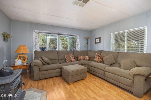 370 E SAN FELIPE Place, Munds Park, AZ 86017