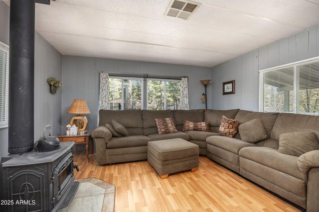 370 E SAN FELIPE Place, Munds Park, AZ 86017