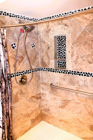 517 3rd STREET N, La Crescent, MN 55947