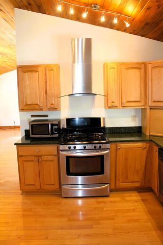 517 3rd STREET N, La Crescent, MN 55947