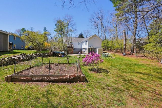 234 Allen Rd, Billerica, MA 01821