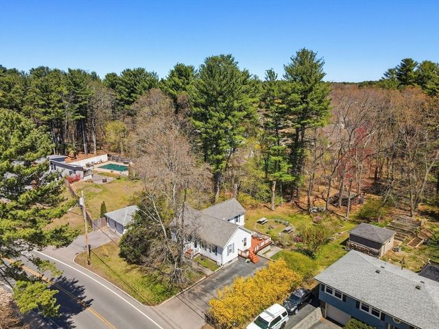 234 Allen Rd, Billerica, MA 01821