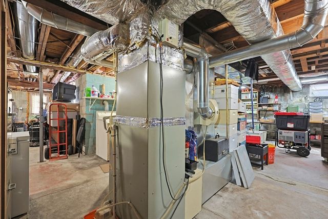 234 Allen Rd, Billerica, MA 01821