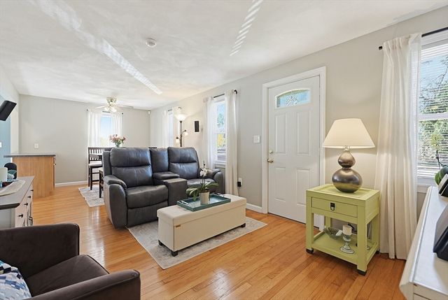 234 Allen Rd, Billerica, MA 01821