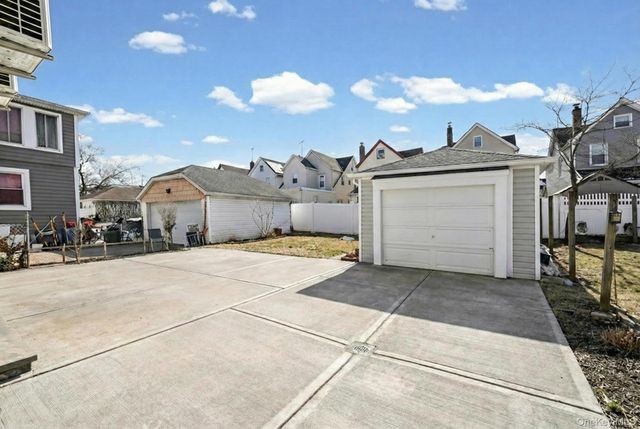 191-30 113th Avenue, Saint Albans, NY 11412