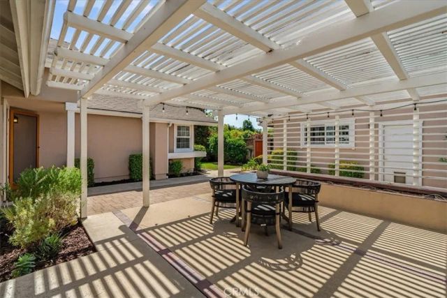 3930 Hollyhock Way, San Luis Obispo, CA 93401