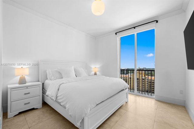 10 Aragon Avenue 1602, Coral Gables, FL 33134