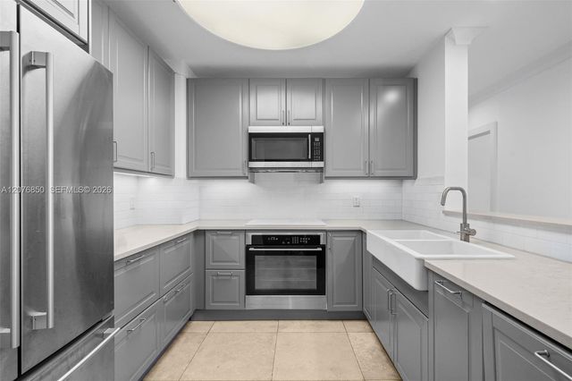 10 Aragon Avenue 1602, Coral Gables, FL 33134