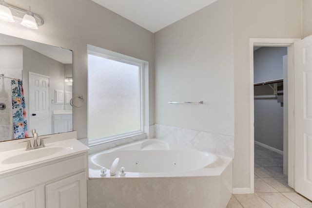 1015 Pine Walk Trail, Spring, TX 77388
