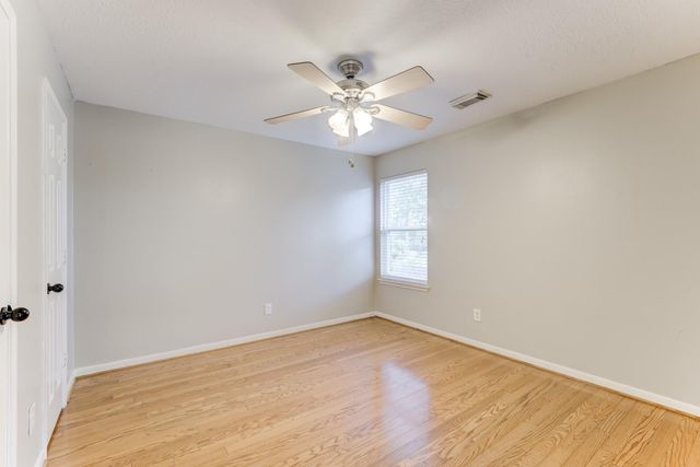 1015 Pine Walk Trail, Spring, TX 77388