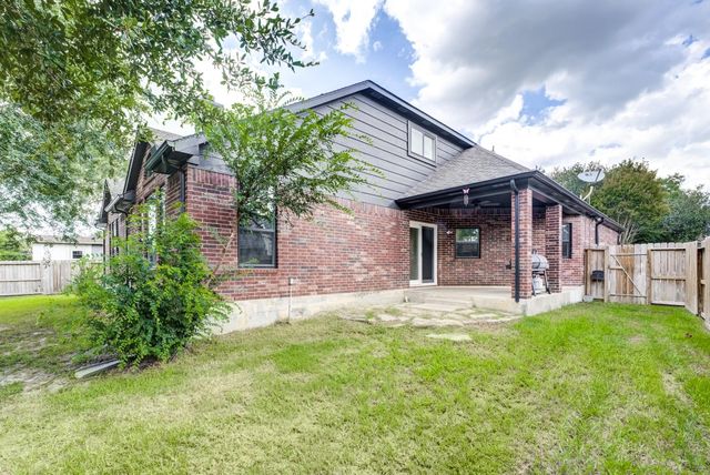 1015 Pine Walk Trail, Spring, TX 77388
