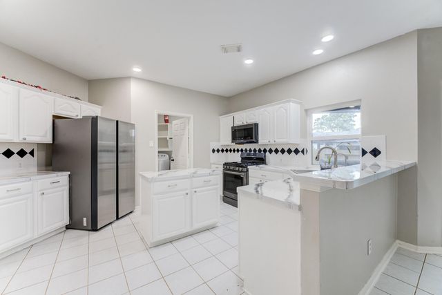 1015 Pine Walk Trail, Spring, TX 77388