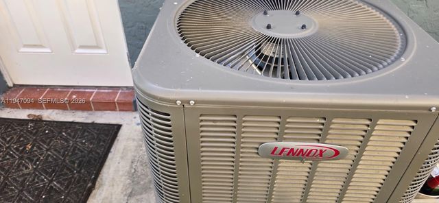 565 NW 54th St, Boca Raton, FL 33487