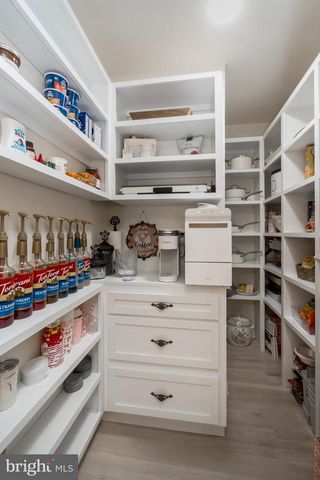 33 STARSEED DR, Bangor, PA 18013