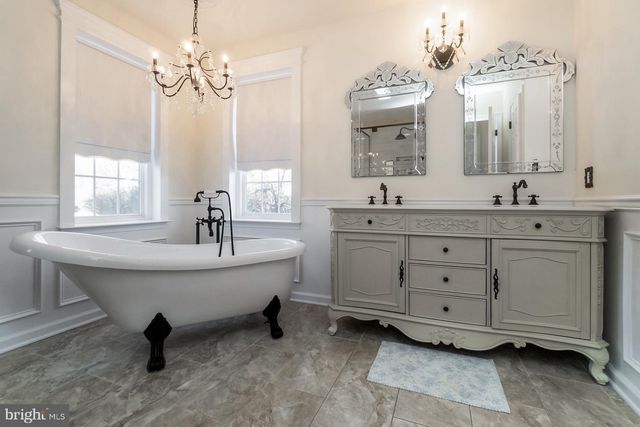 33 STARSEED DR, Bangor, PA 18013