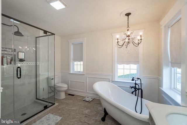 33 STARSEED DR, Bangor, PA 18013