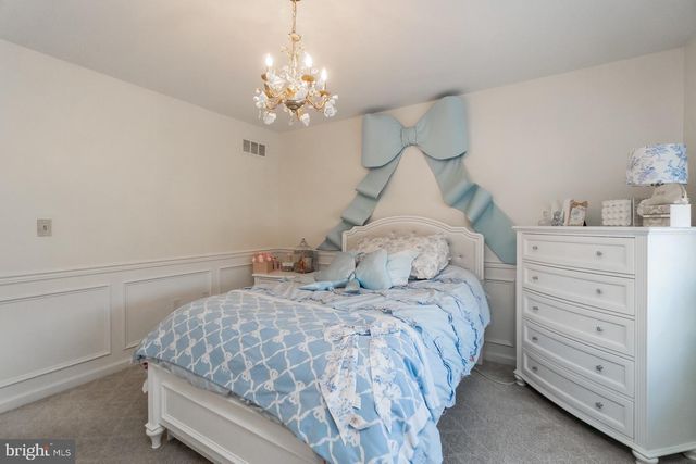 33 STARSEED DR, Bangor, PA 18013