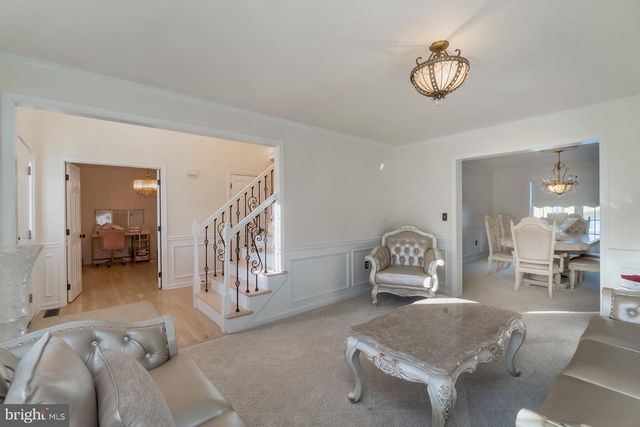 33 STARSEED DR, Bangor, PA 18013