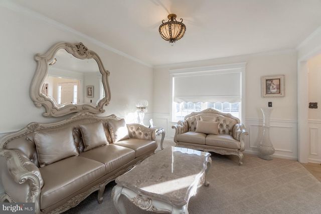 33 STARSEED DR, Bangor, PA 18013