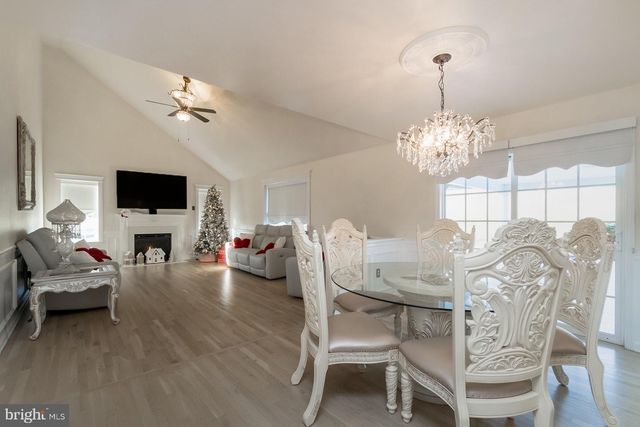 33 STARSEED DR, Bangor, PA 18013