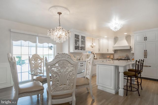 33 STARSEED DR, Bangor, PA 18013