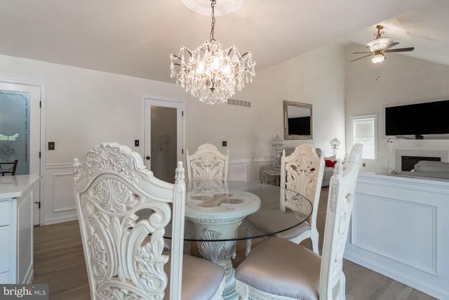 33 STARSEED DR, Bangor, PA 18013