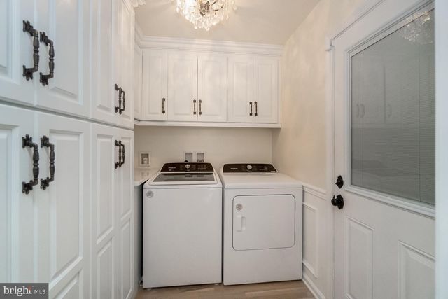 33 STARSEED DR, Bangor, PA 18013