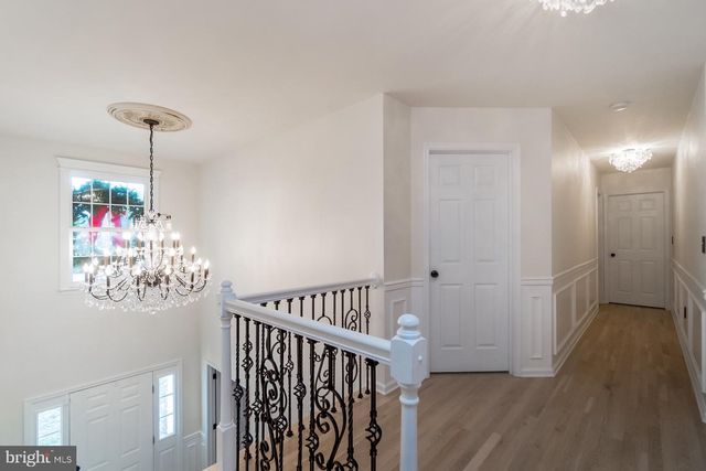 33 STARSEED DR, Bangor, PA 18013