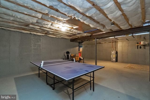 33 STARSEED DR, Bangor, PA 18013