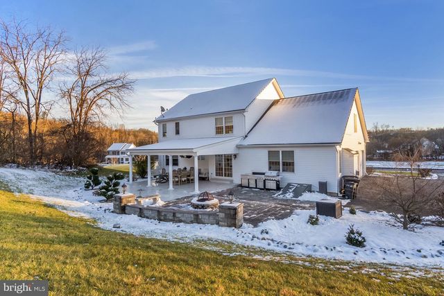 33 STARSEED DR, Bangor, PA 18013