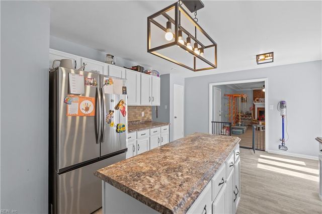 982 Lacon DR, Newport News, VA 23608