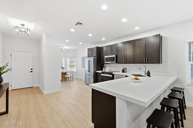 732 S PAUSTIAN Circle, Apache Junction, AZ 85120