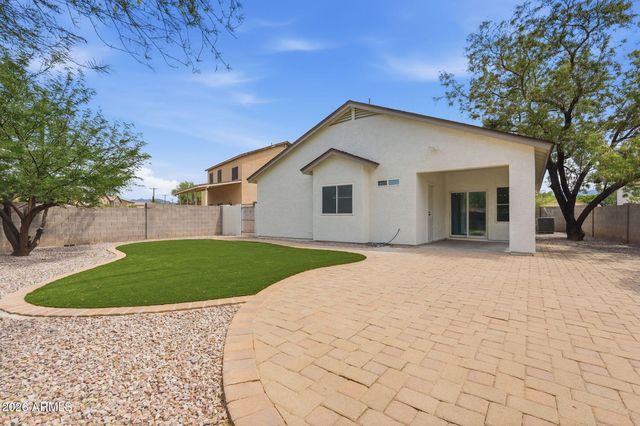 732 S PAUSTIAN Circle, Apache Junction, AZ 85120