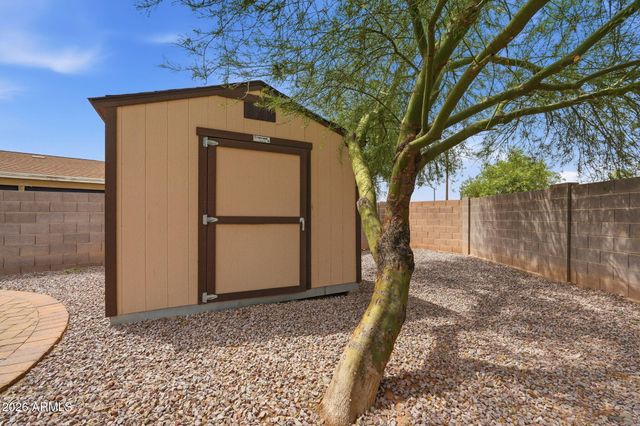 732 S PAUSTIAN Circle, Apache Junction, AZ 85120