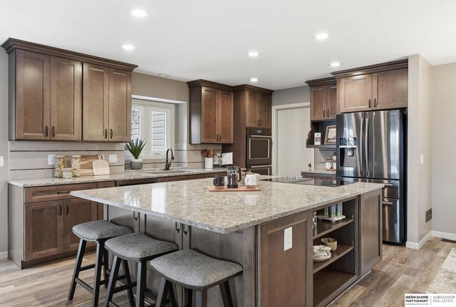 1104 Murray Point, Plattsmouth, NE 68048