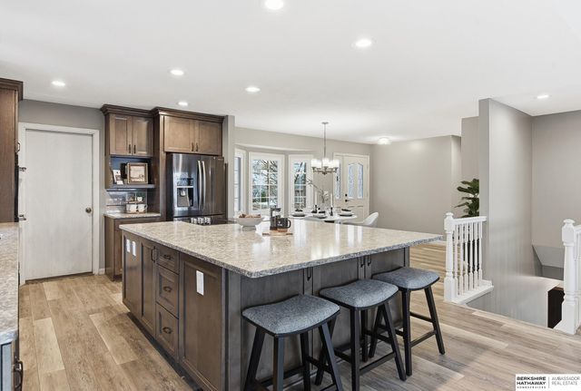 1104 Murray Point, Plattsmouth, NE 68048