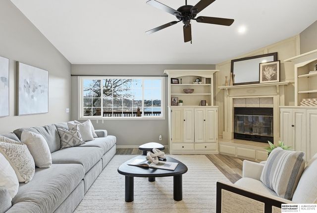 1104 Murray Point, Plattsmouth, NE 68048