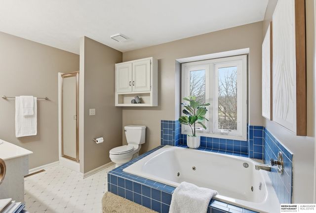 1104 Murray Point, Plattsmouth, NE 68048