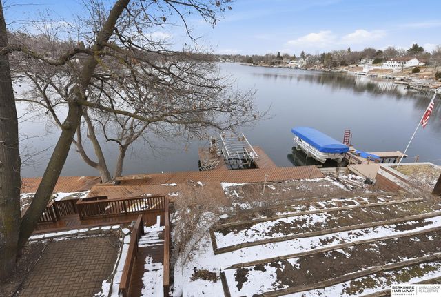 1104 Murray Point, Plattsmouth, NE 68048