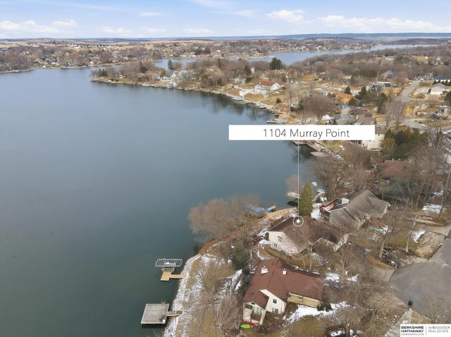 1104 Murray Point, Plattsmouth, NE 68048