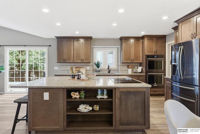 1104 Murray Point, Plattsmouth, NE 68048