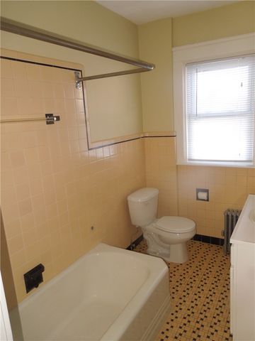 42 Gentian Avenue, Providence, RI 02908