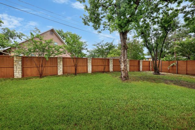 5501 Coventry LN, Austin, TX 78723