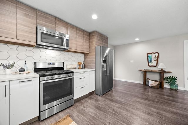 5501 Coventry LN, Austin, TX 78723