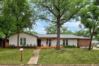 5501 Coventry LN, Austin, TX 78723