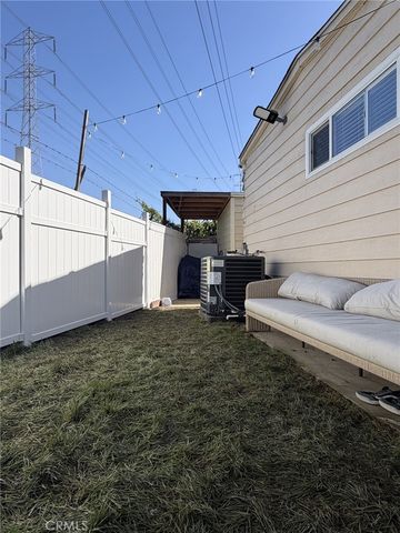 17705 S Western 102, Gardena, CA 90248