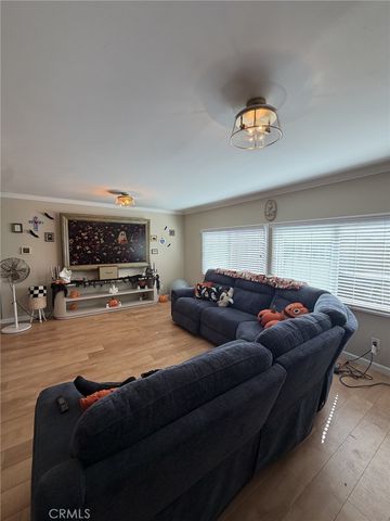 17705 S Western 102, Gardena, CA 90248