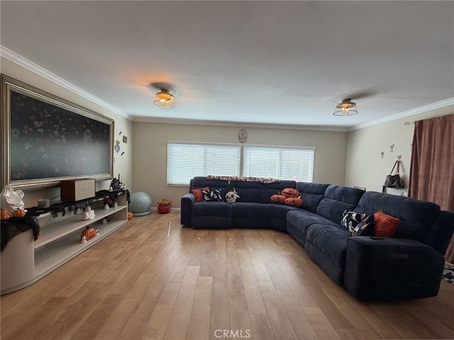 17705 S Western 102, Gardena, CA 90248