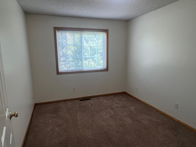 20514 Erin Court 15, Farmington, MN 55024