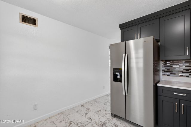 1800 S Palmetto Avenue # 1010, South Daytona, FL 32119